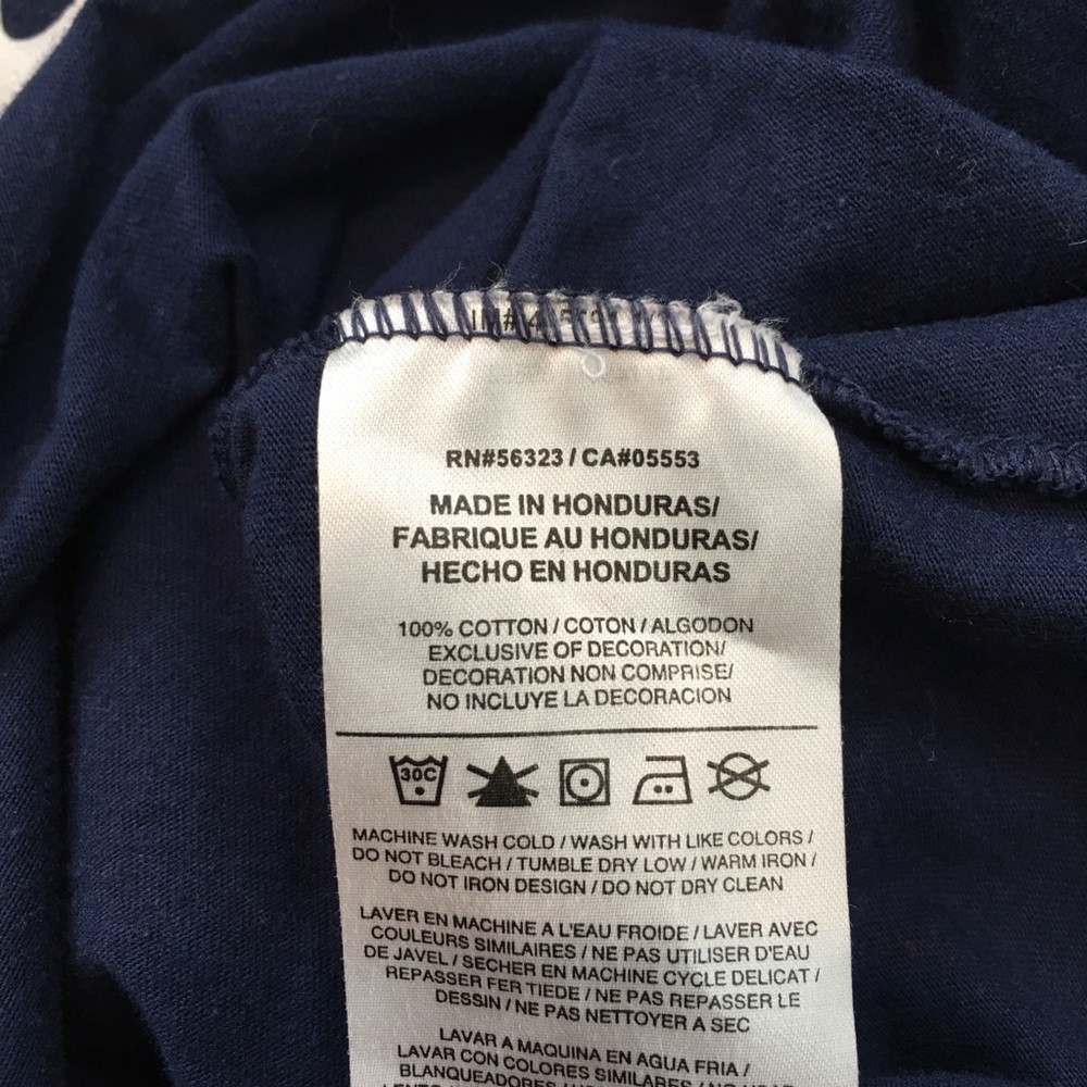 SOLD XS Nike Athletic Fit Short Sleeve Tee T-Shirt - Picture 3 of 8